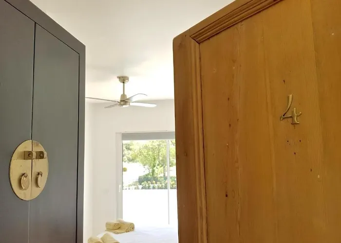Superb Vilamoura 5 Bedrooms Azul Walking Distance To Marina 奎特里拉