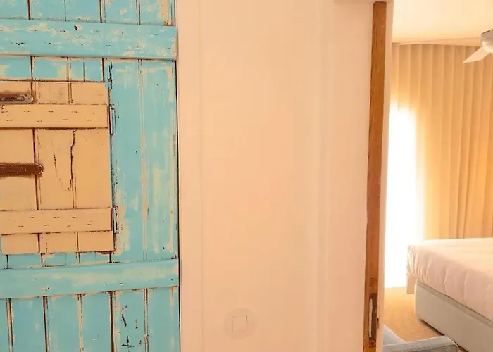 Superb Vilamoura 5 Bedrooms Azul Walking Distance To Marina