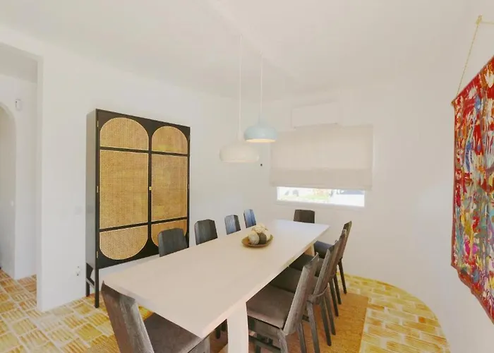 Вилла Superb Vilamoura 5 Bedrooms Azul Walking Distance To Marina Картейра