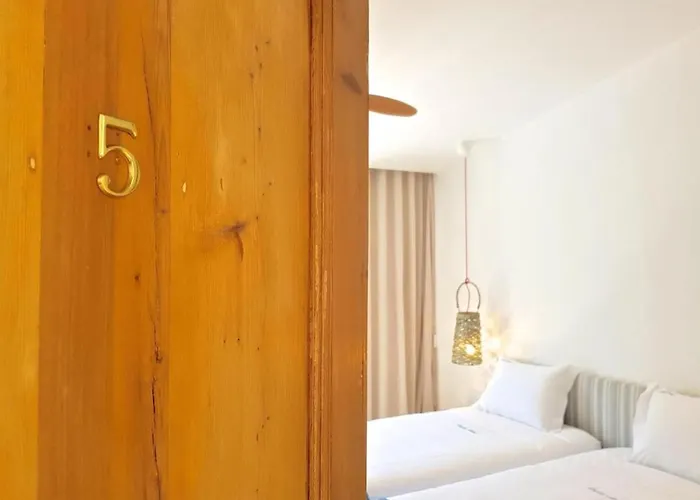 Superb Vilamoura 5 Bedrooms Azul Walking Distance To Marina Картейра