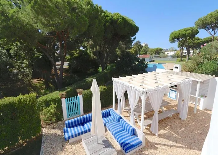 Superb Vilamoura 5 Bedrooms Azul Walking Distance To Marina 别墅 奎特里拉