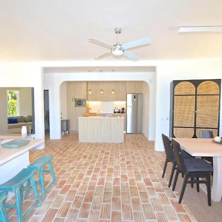Villa Superb Vilamoura 5 Bedrooms Azul Walking Distance To Marina Quarteira