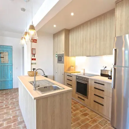 Superb Vilamoura 5 Bedrooms Azul Walking Distance To Marina Quarteira