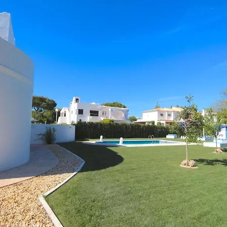 Villa Superb Vilamoura 5 Bedrooms Azul Walking Distance To Marina