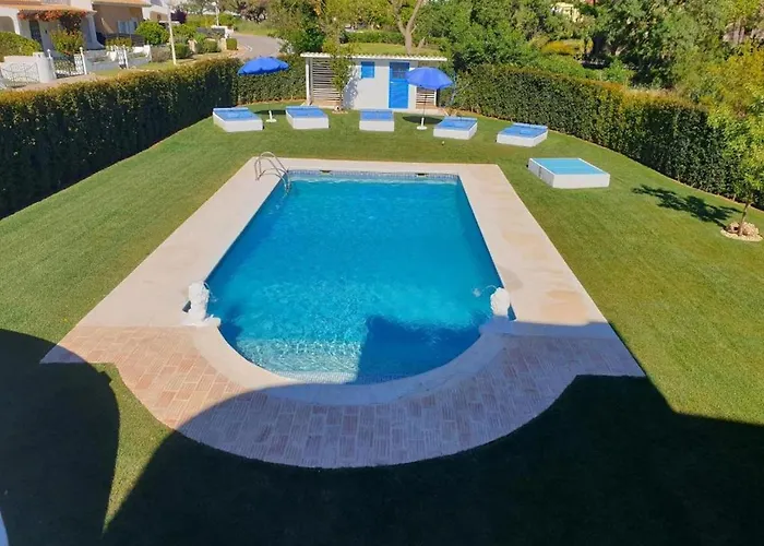Superb Vilamoura 5 Bedrooms Azul Walking Distance To Marina Villa