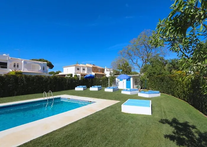 Villa Superb Vilamoura 5 Bedrooms Azul Walking Distance To Marina *