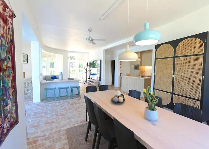 Villa Superb Vilamoura 5 Bedrooms Azul Walking Distance To Marina