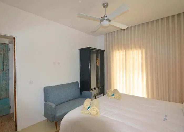 Superb Vilamoura 5 Bedrooms Azul Walking Distance To Marina Villa